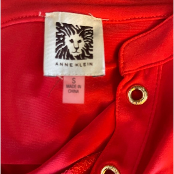 Red Blouse - Picture 5 of 5